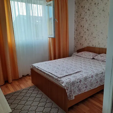 Casa Bianca-maria Гостьовий будинок